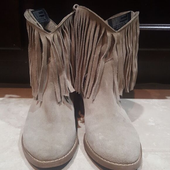 SKECHERS Suede Fringe Booties - Size 6 - Picture 2 of 6